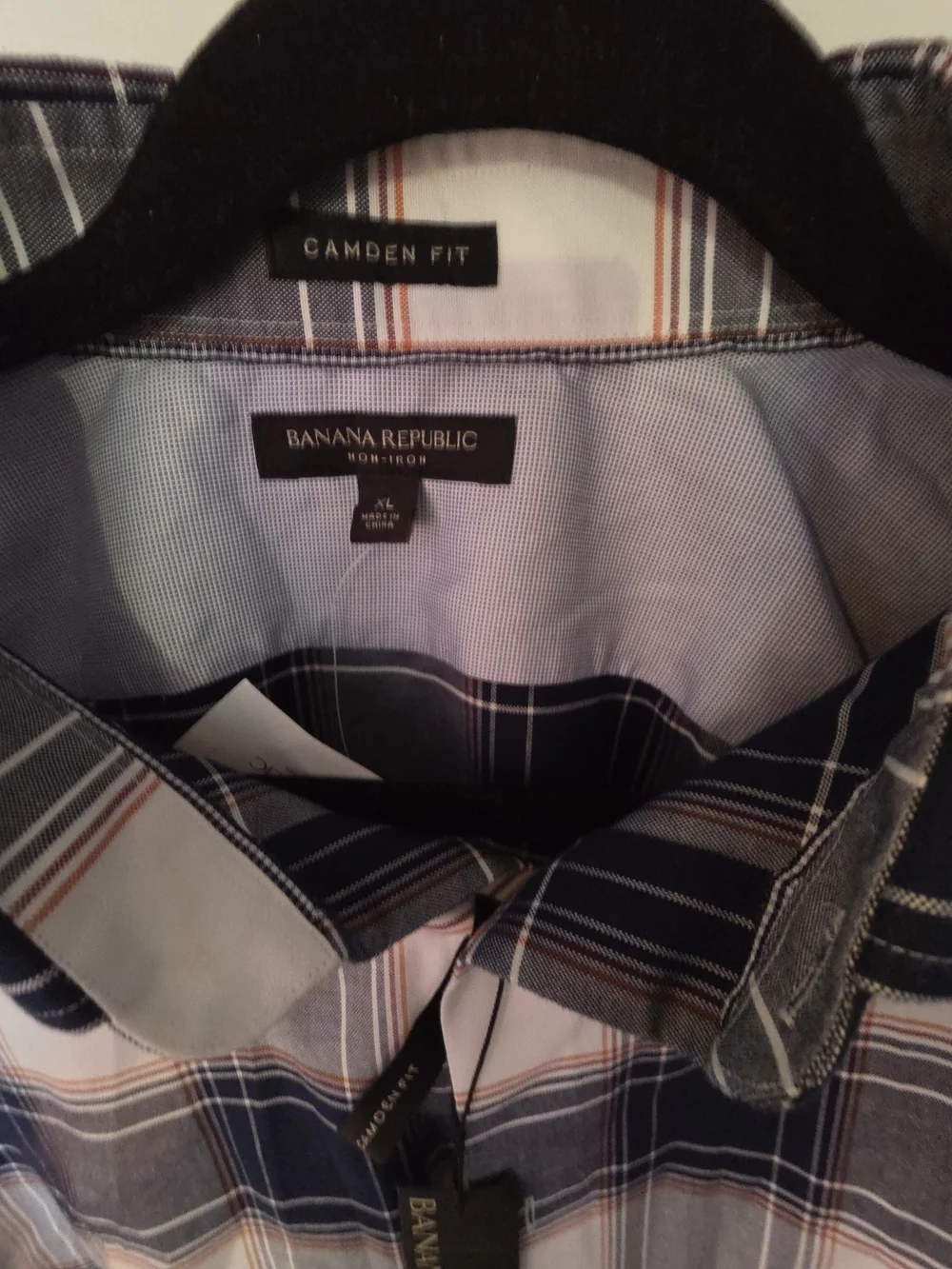 Banana Republic Blue and White Plaid Long-Sleeve Button-Up